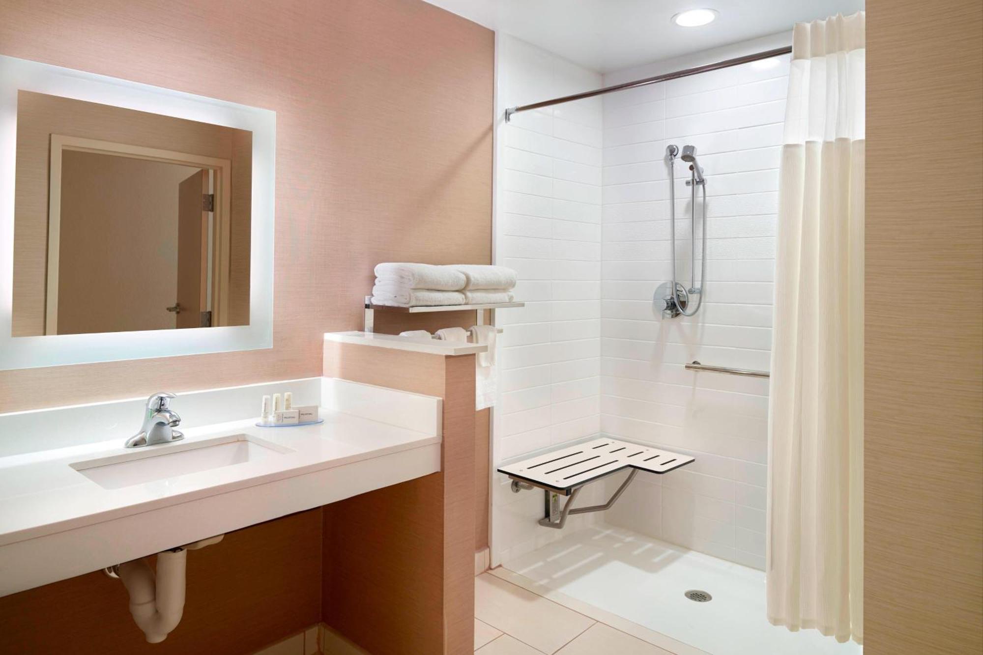 Fairfield Inn & Suites By Marriott Hendersonville Flat Rock Luaran gambar